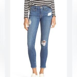 Frame Le Skinny de Jeanne in Hilltop Size 29